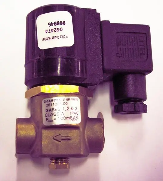 Black Teknigas Shut Off Valve 1 8" 230V Iss B