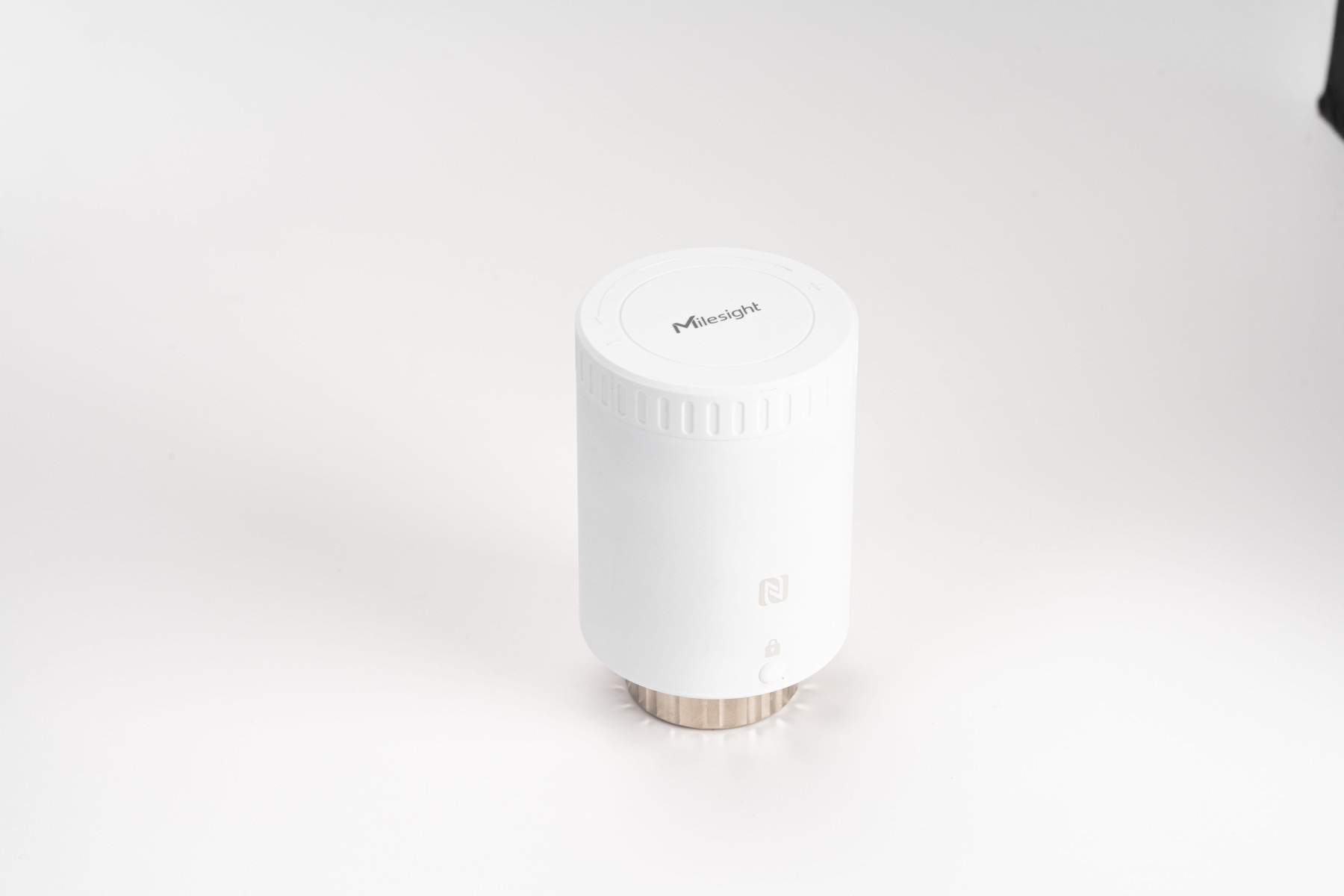 Milesight WT101 Smart Radiator Thermostat EU868